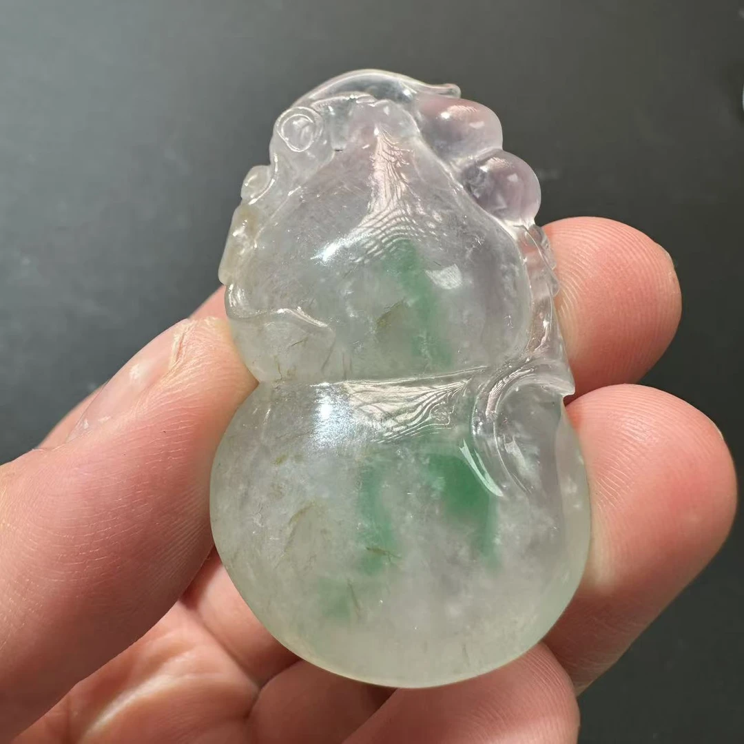 翡翠糯冰种葫芦吊坠