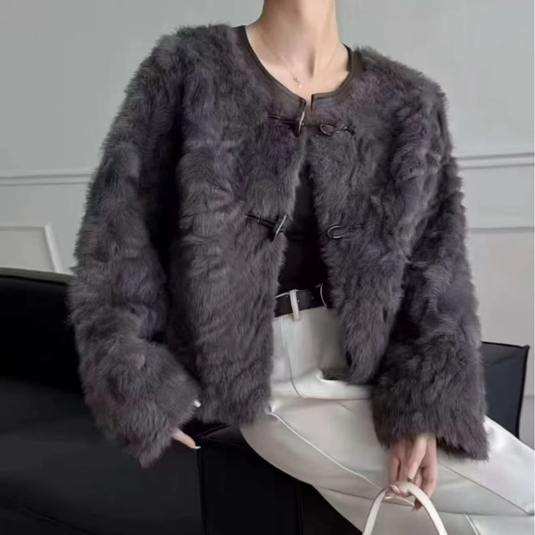 2025小湖洋时尚小香风马蹄袖皮毛一体外套气质Z百搭休闲短款25077
