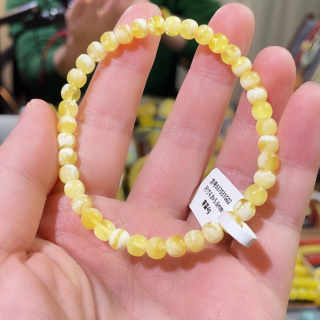 邻***酱琥珀未镶嵌颈饰4g