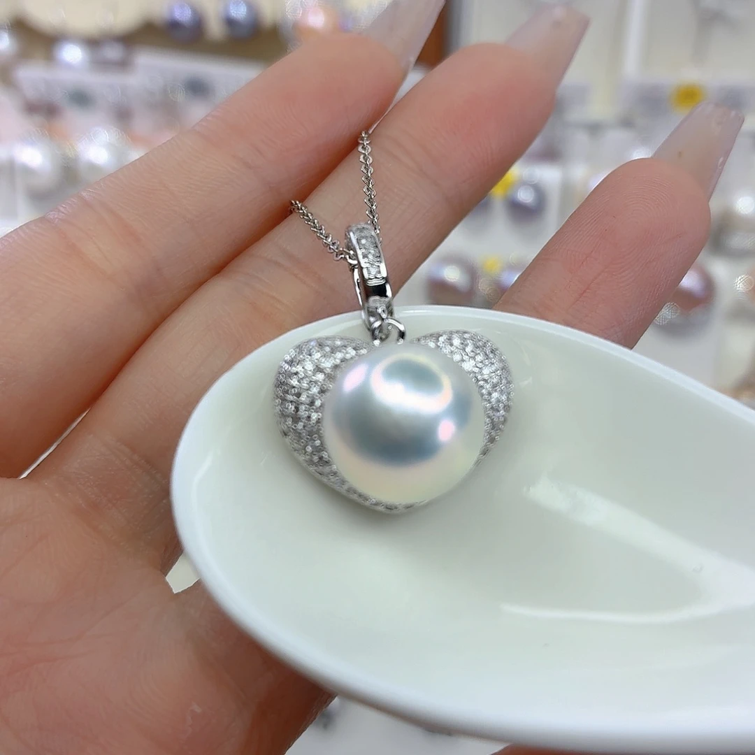 淡水珍珠合金颈饰