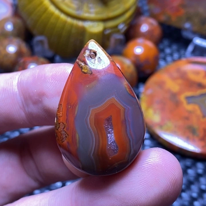 玛瑙/玉髓颈饰未镶嵌