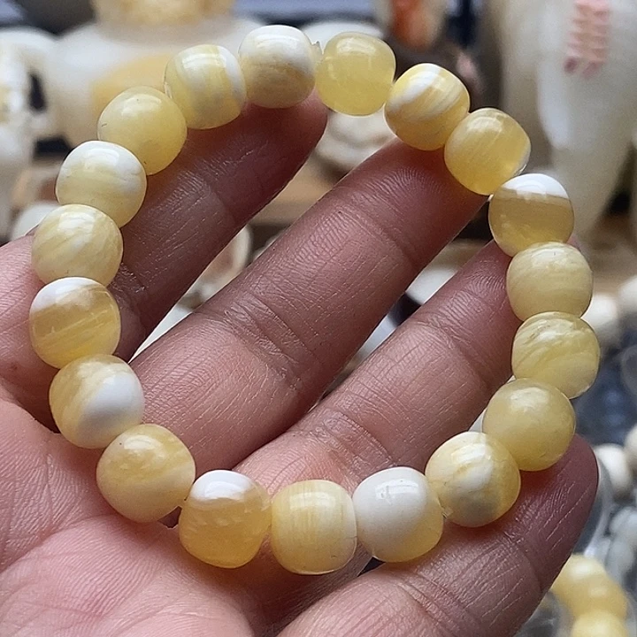 非金属贝壳蜜蜡色微瑕老型