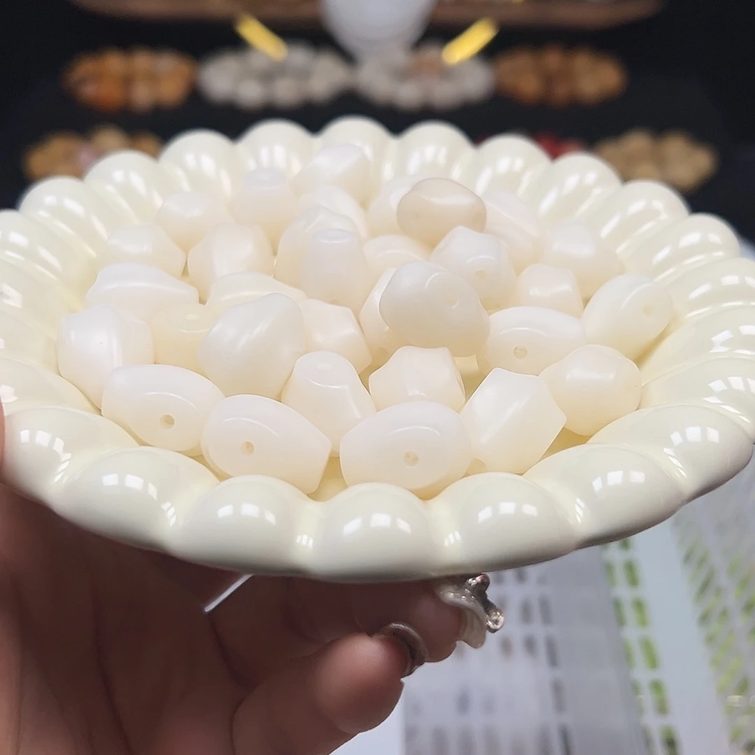 菩提根/象牙果手串沙鱼背三通5颗