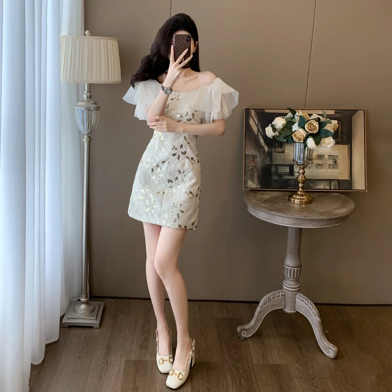 夏季名媛气质减龄时尚御姐轻熟风收腰显瘦a字一字肩小香风连衣裙