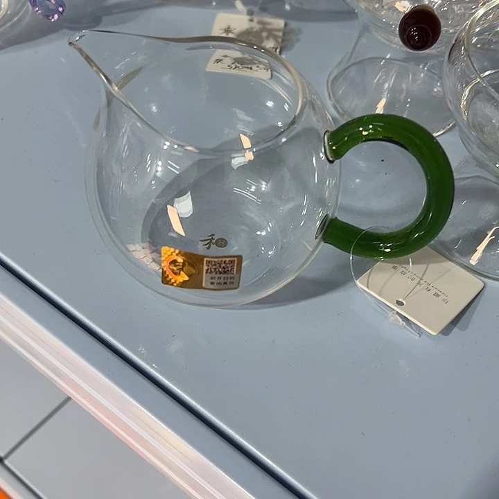 执**** 禾器。