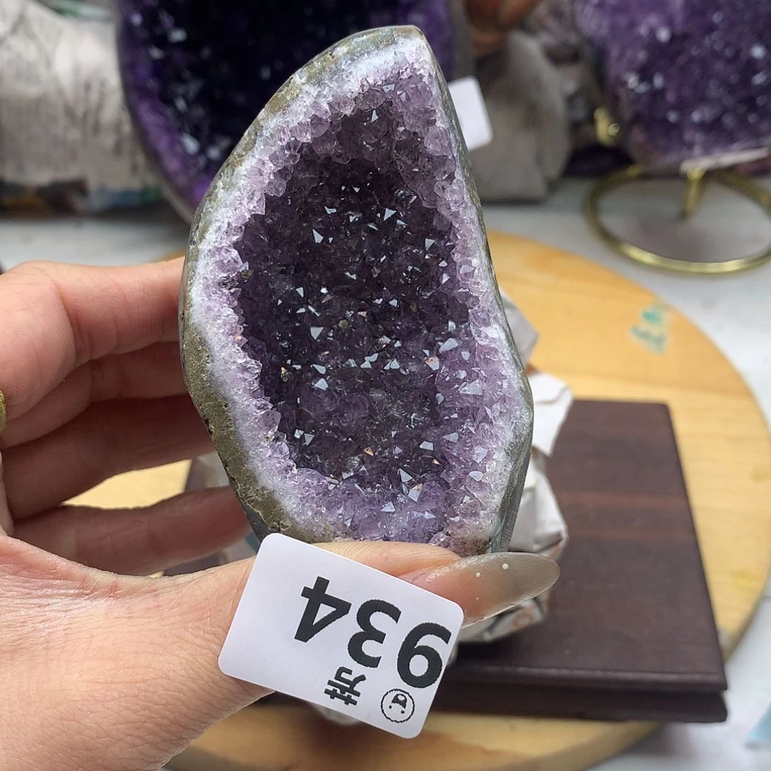 紫晶大型摆件（非配饰）未镶嵌