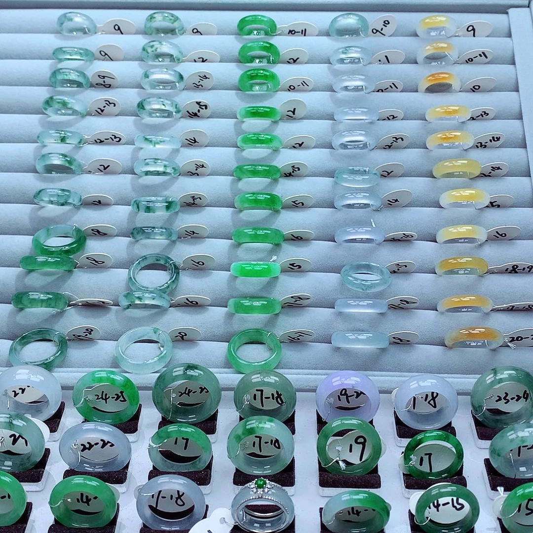 翡翠未镶嵌戒指翡翠