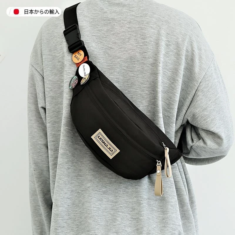 日本胸包男生潮牌运动单肩包休闲斜挎包男款背包男士小挎包手机腰