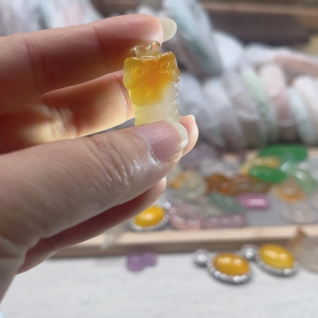 玛瑙/玉髓手镯未镶嵌傻*梗1
