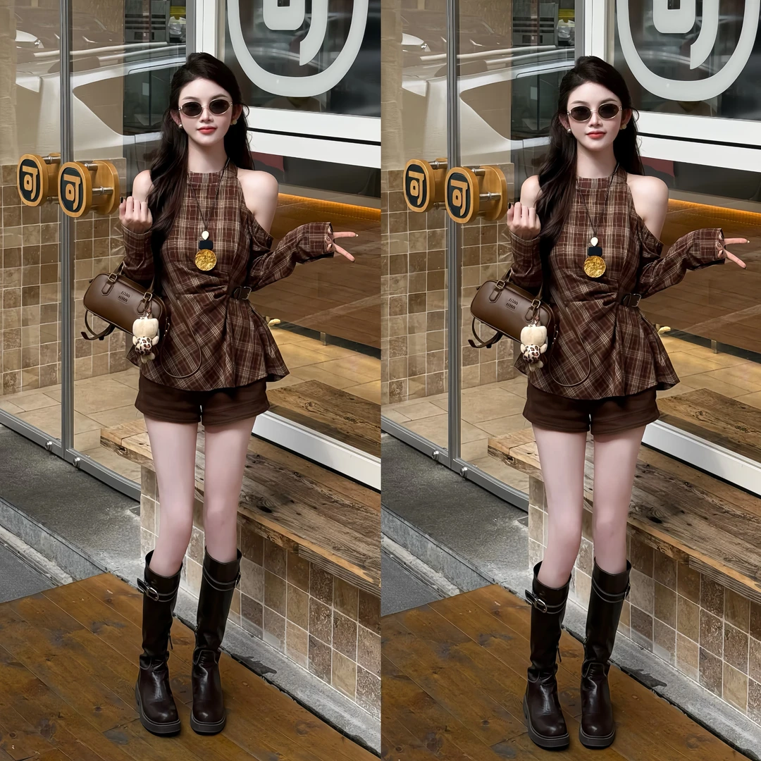 “率性出街”小众显白辣妹番禧露肩设计感收腰格纹上衣