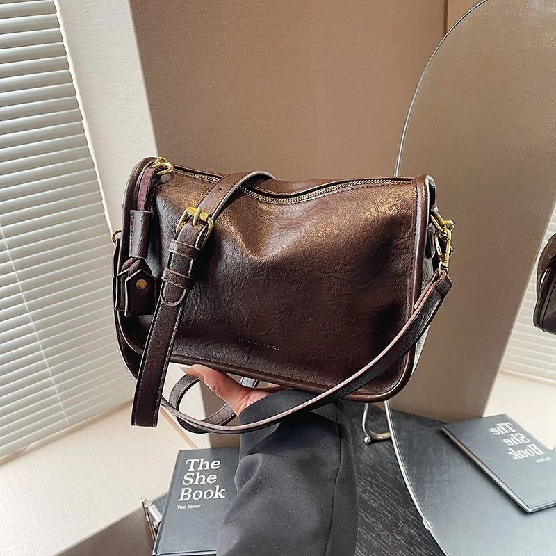 美拉德复古包包女2025新款网红爆款托特包小众时尚百搭单肩斜挎包