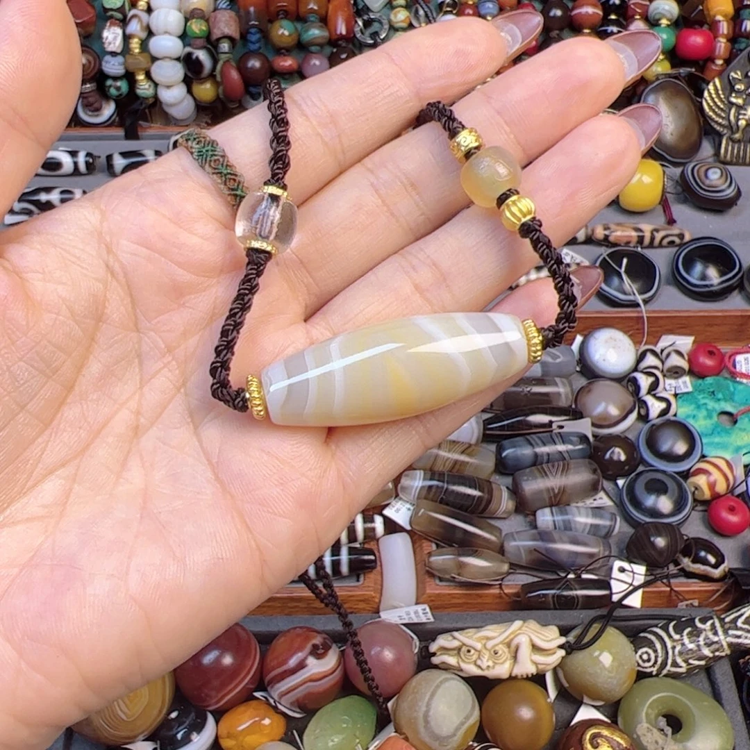 肖***肖玛瑙/玉髓未镶嵌颈饰福利多多