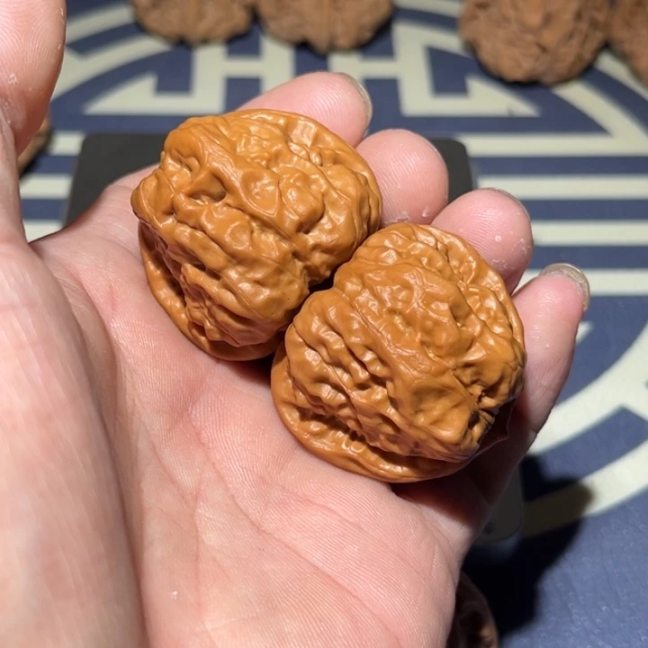 文玩核桃把件后***~39蛤蟆头