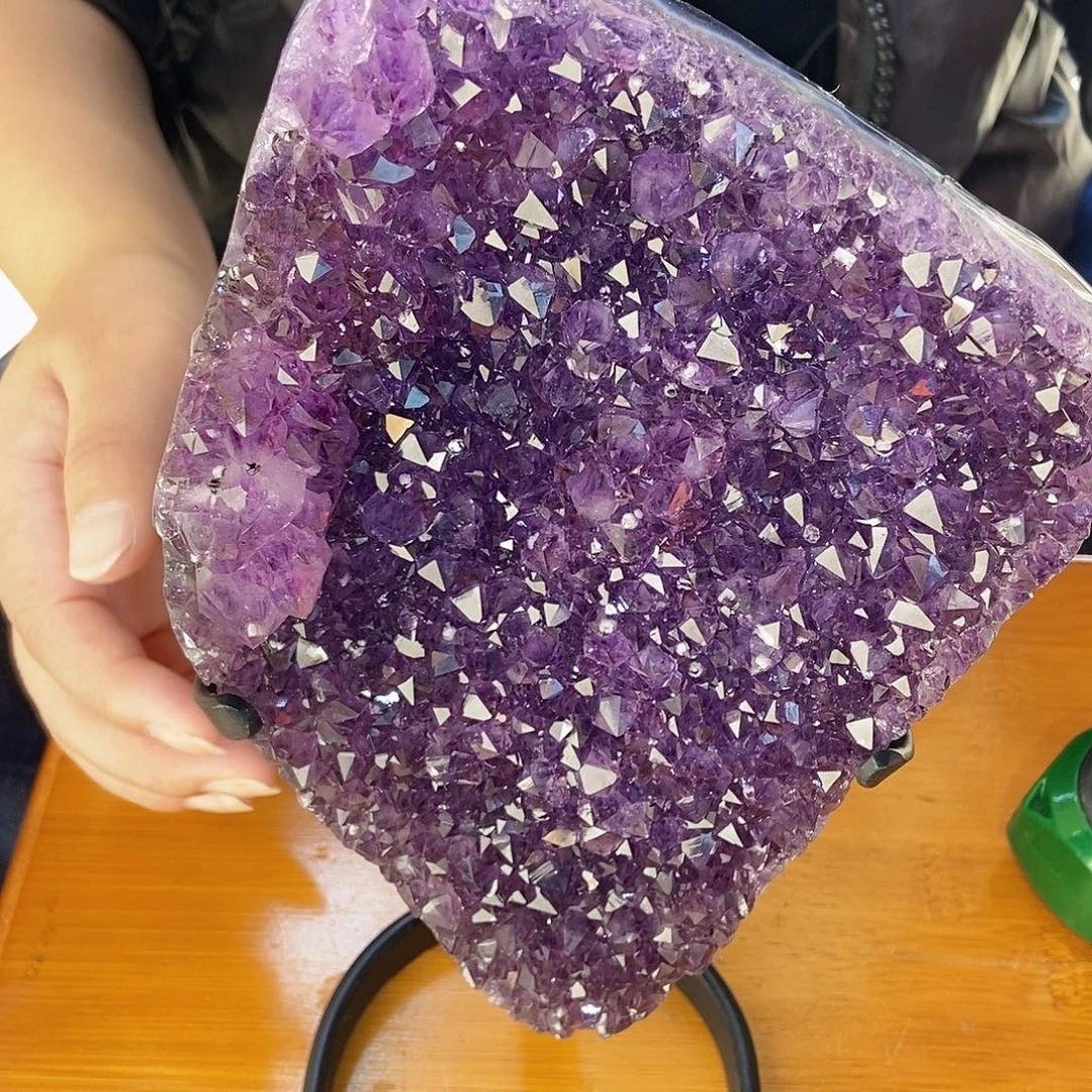 紫晶未镶嵌大型摆件（非配饰）莹