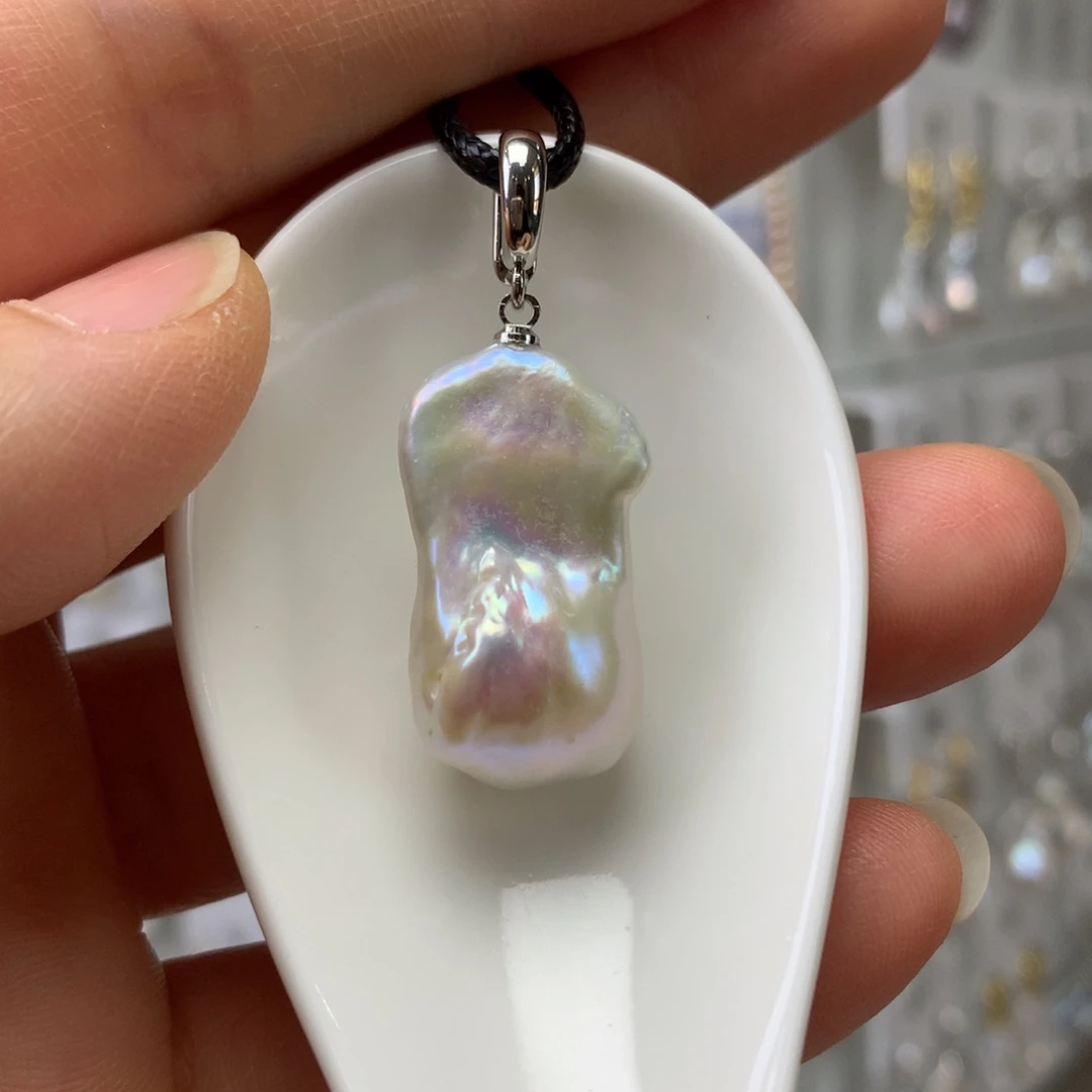 颈饰未镶嵌淡水珍珠