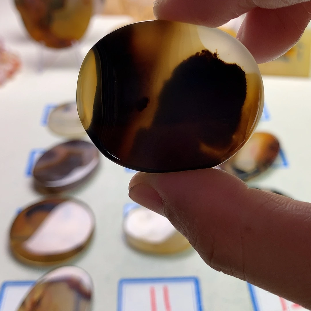 玛瑙/玉髓未镶嵌珠宝半成品