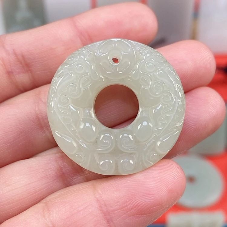 【闪购商品】颈饰未镶嵌和田玉