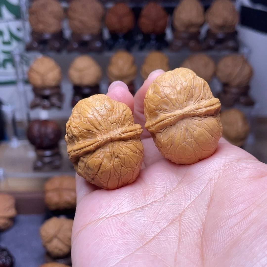 文玩核桃把件1…………36mm