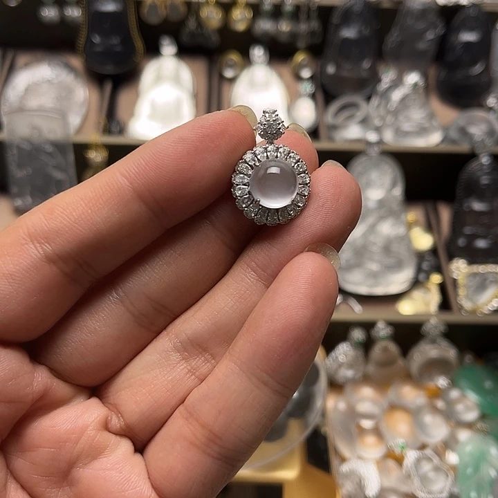 石英质玉未镶嵌蛋面吊坠