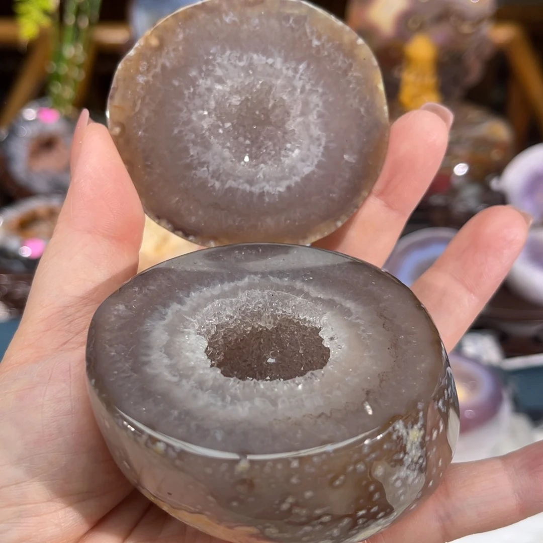 未镶嵌水晶大型摆件（非配饰）