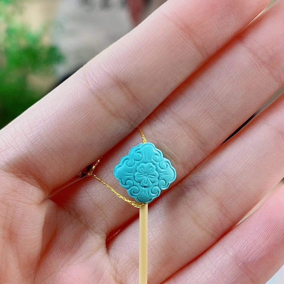 未镶嵌绿松石珠宝奇石