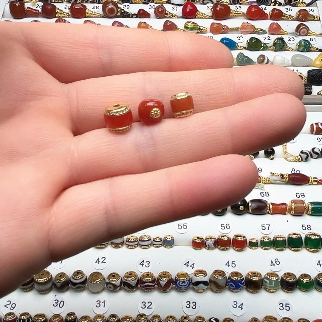 德***硕玛瑙/玉髓未镶嵌颈饰