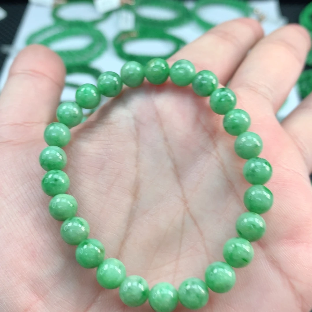 翡翠手链未镶嵌翡翠