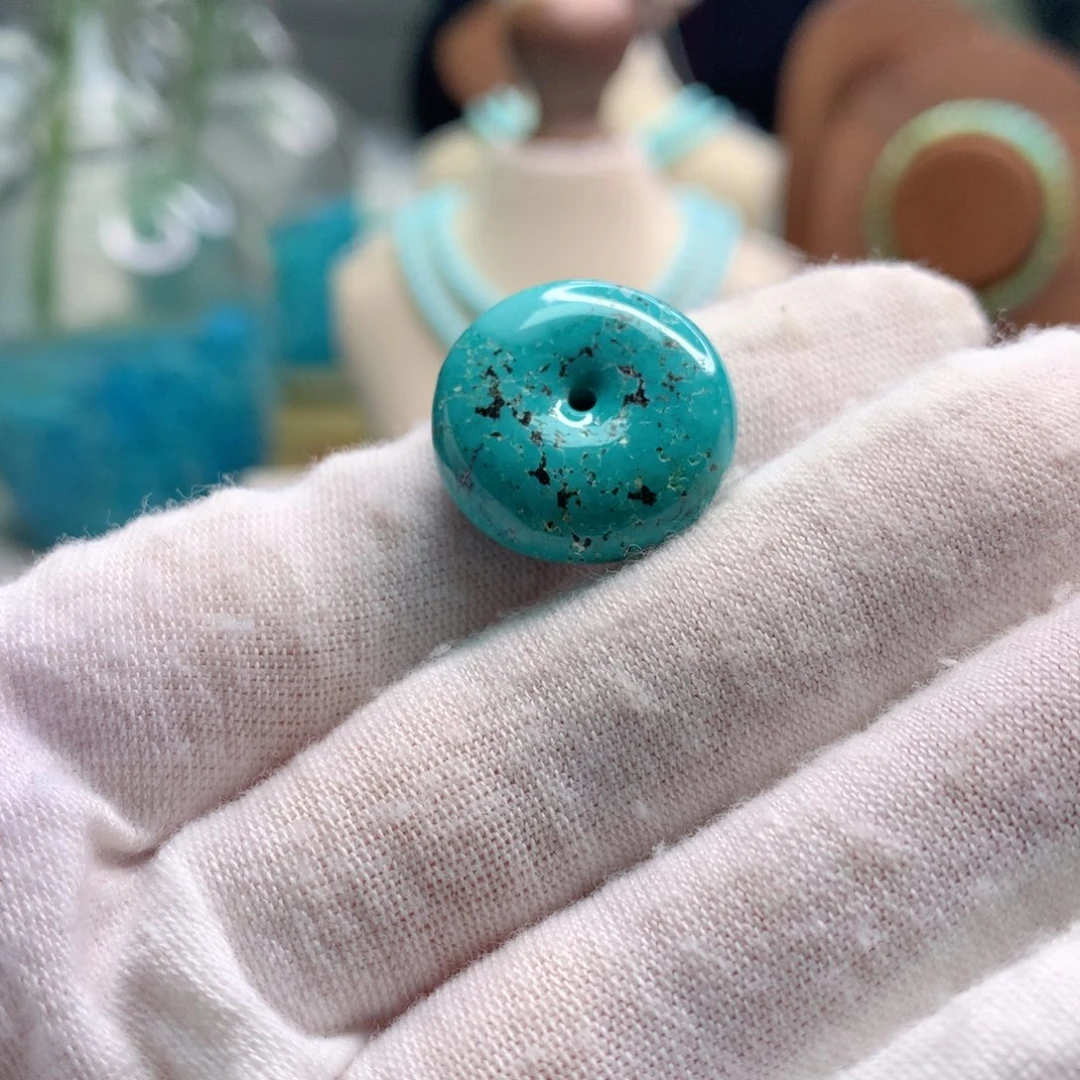 绿松石未镶嵌饰品