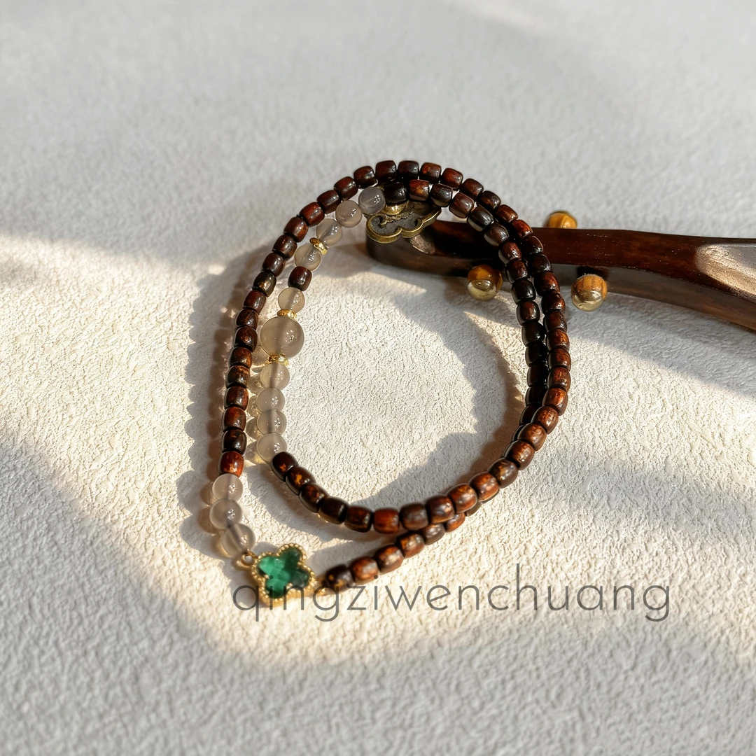 DA 1303-小叶紫檀 绿色四叶草