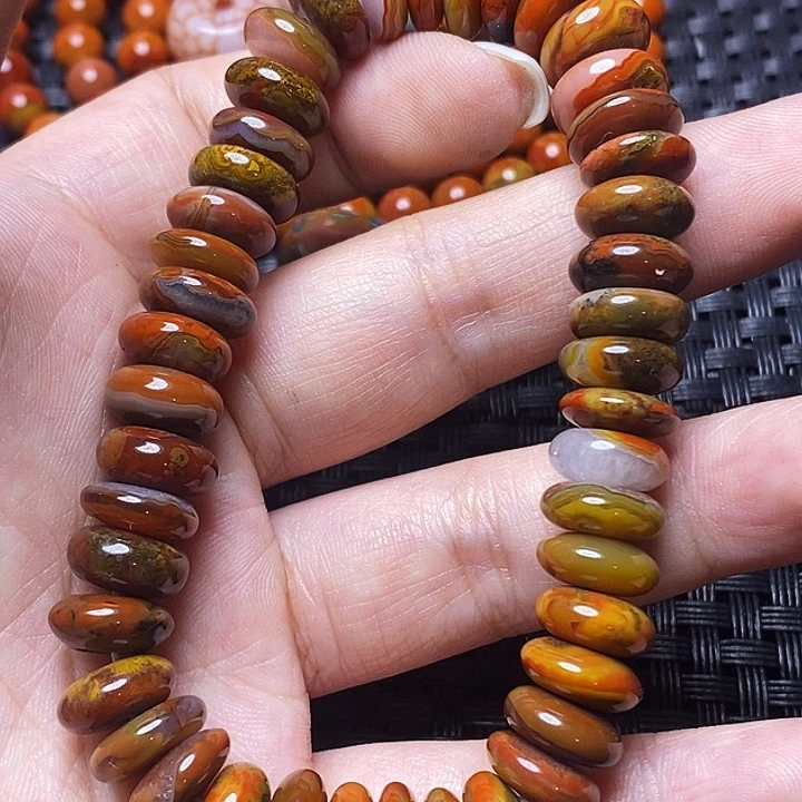 用***4玛瑙/玉髓未镶嵌颈饰