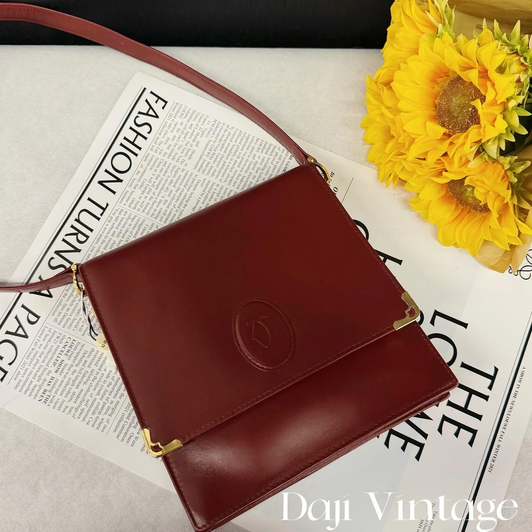 95新 Cartier/卡地亚 大吉中古/卡地亚波尔多红信封斜挎包