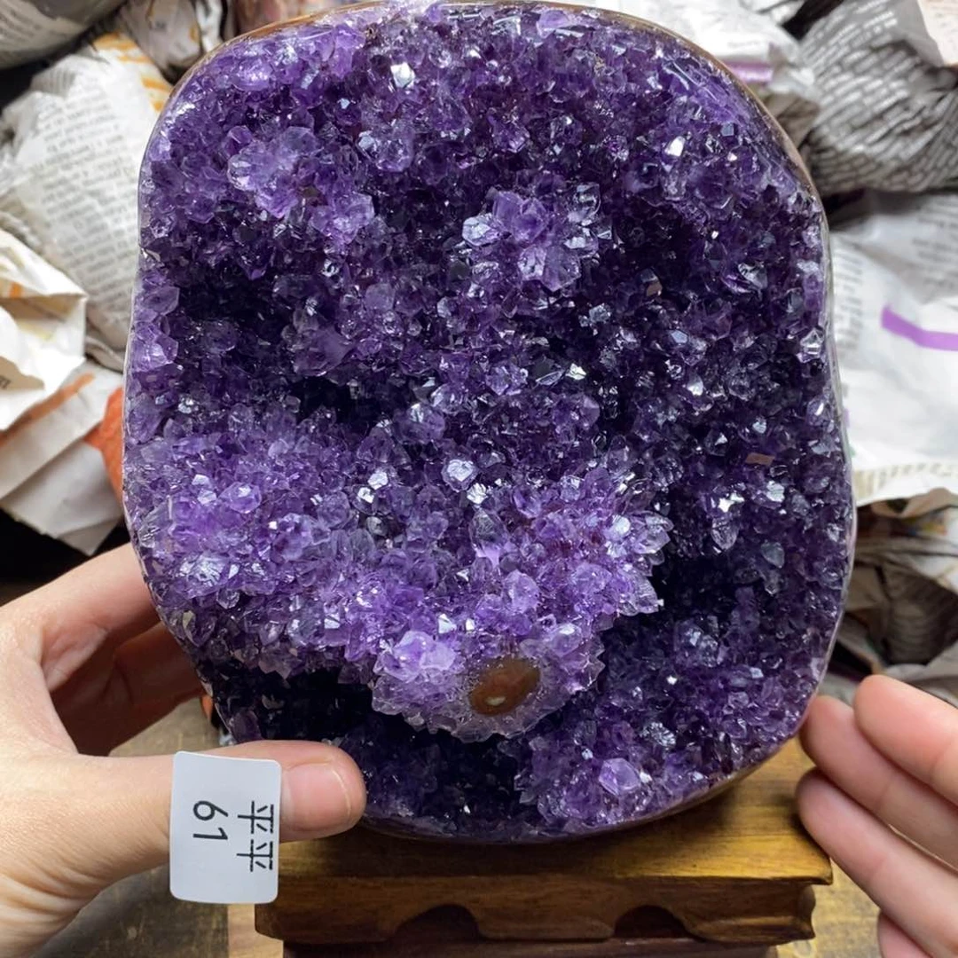 紫晶乌拉圭未镶嵌