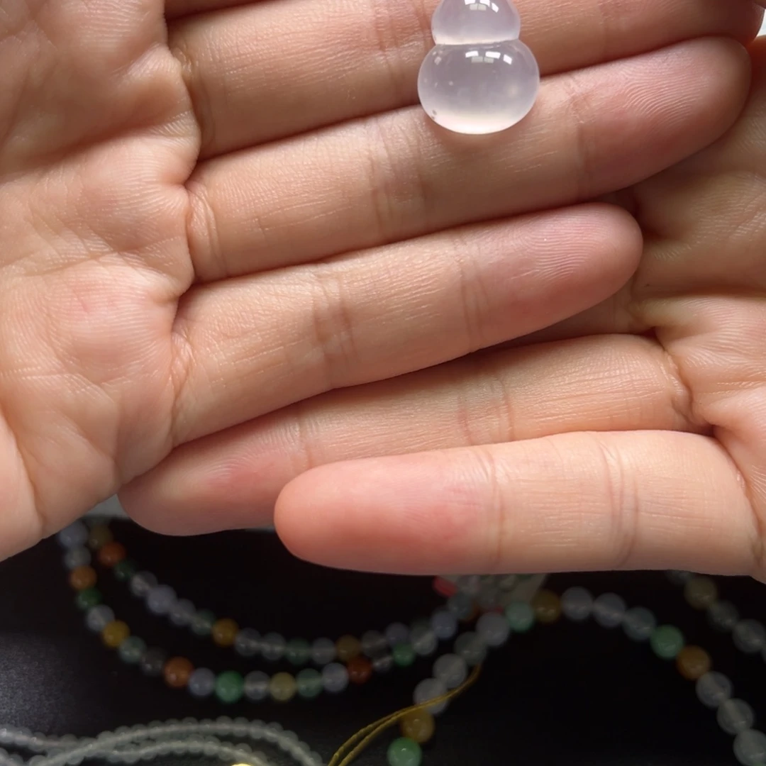 翡翠未镶嵌颈饰缅甸翡翠