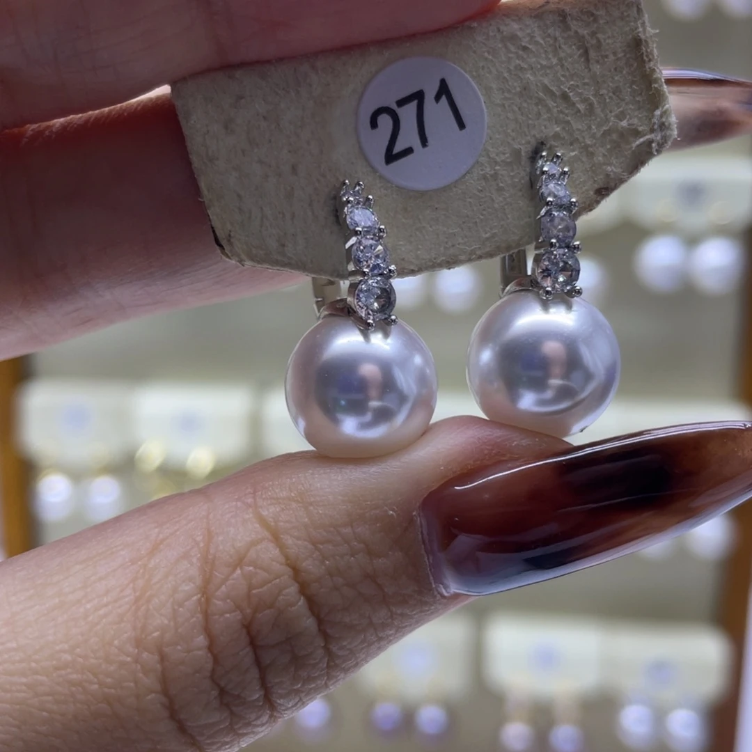 淡水珍珠耳饰未镶嵌