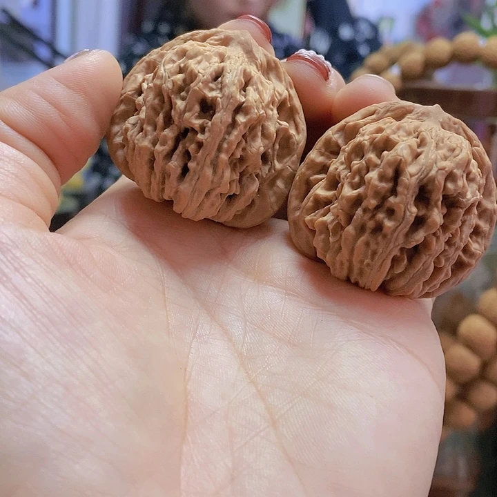 【闪购商品】文玩核桃把件40四座楼