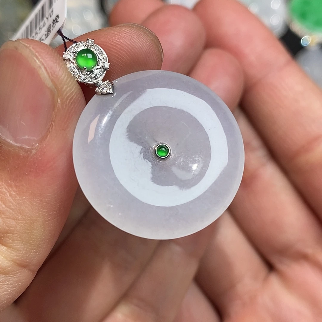 翡翠颈饰18K金镶嵌平安扣