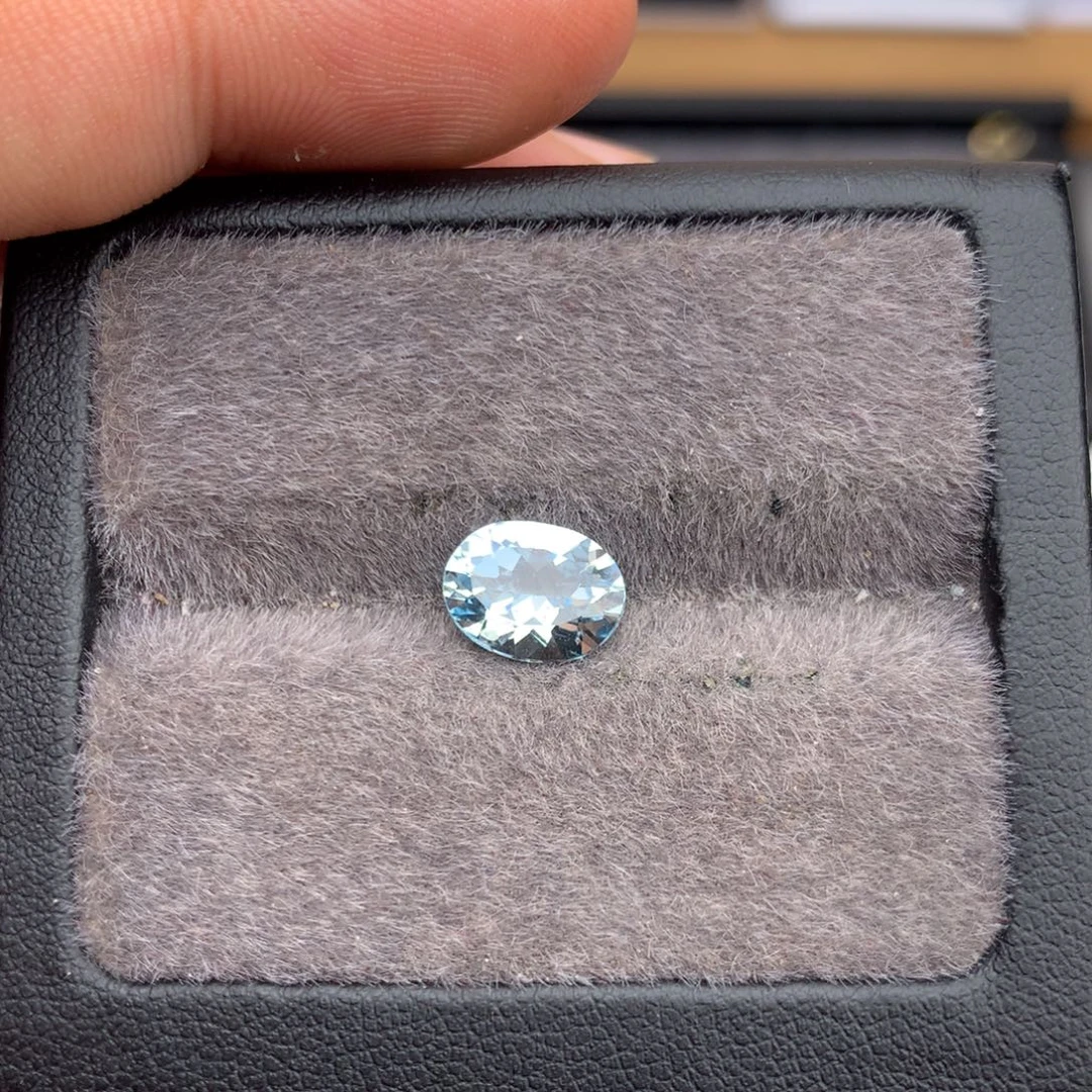 周***周海蓝宝石裸石天然海蓝宝