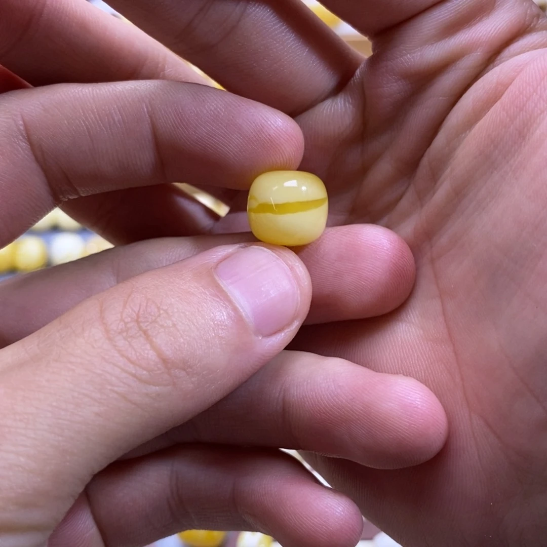 琥珀未镶嵌珠宝奇石12.7mm