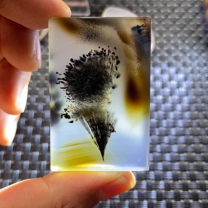 夕***！玛瑙/玉髓未镶嵌颈饰