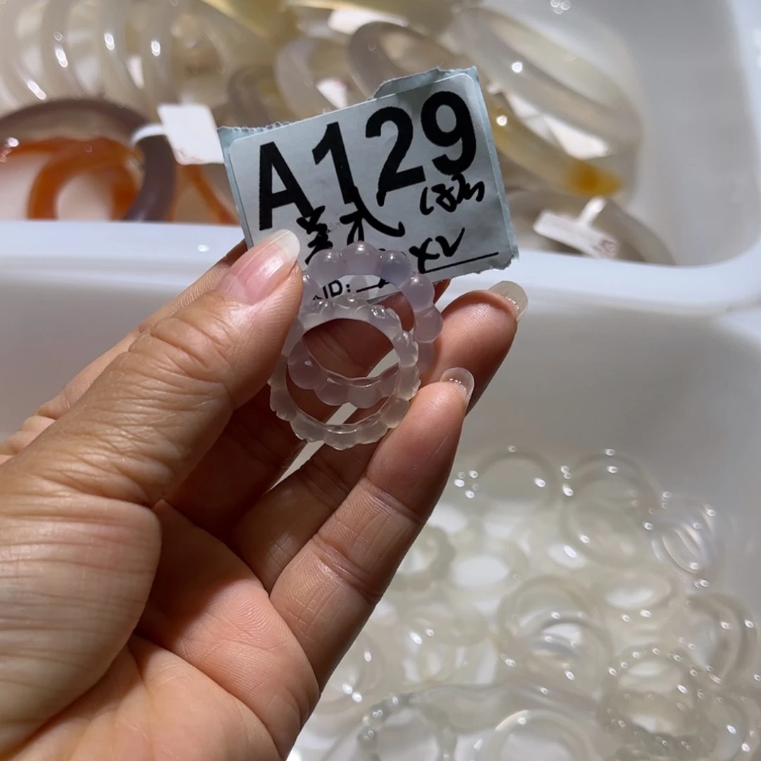 美***。玛瑙/玉髓未镶嵌戒指