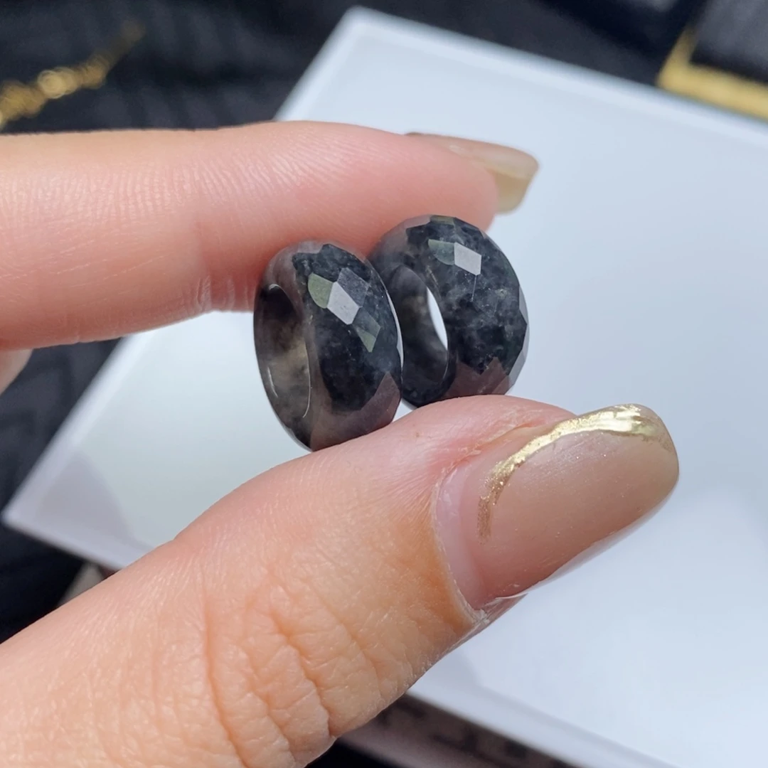 翡翠未镶嵌耳饰冰乌鸡切割面轮胎圈