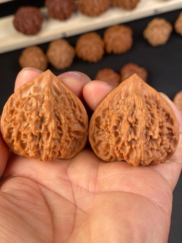 秦岭名核精品核桃：公子帽连接图，以直播间拍到的实物为准