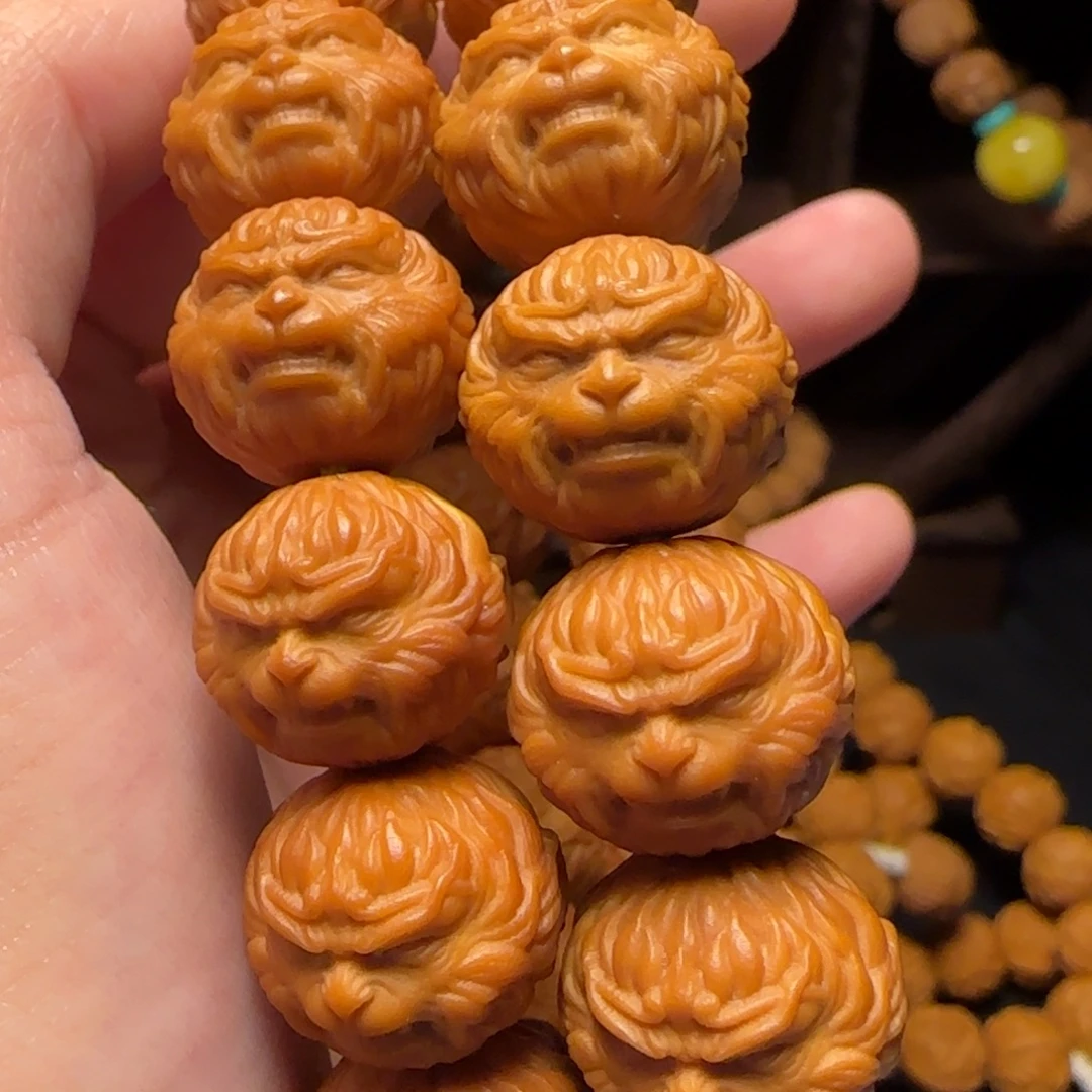 龍***行猴头核桃吊坠猴头