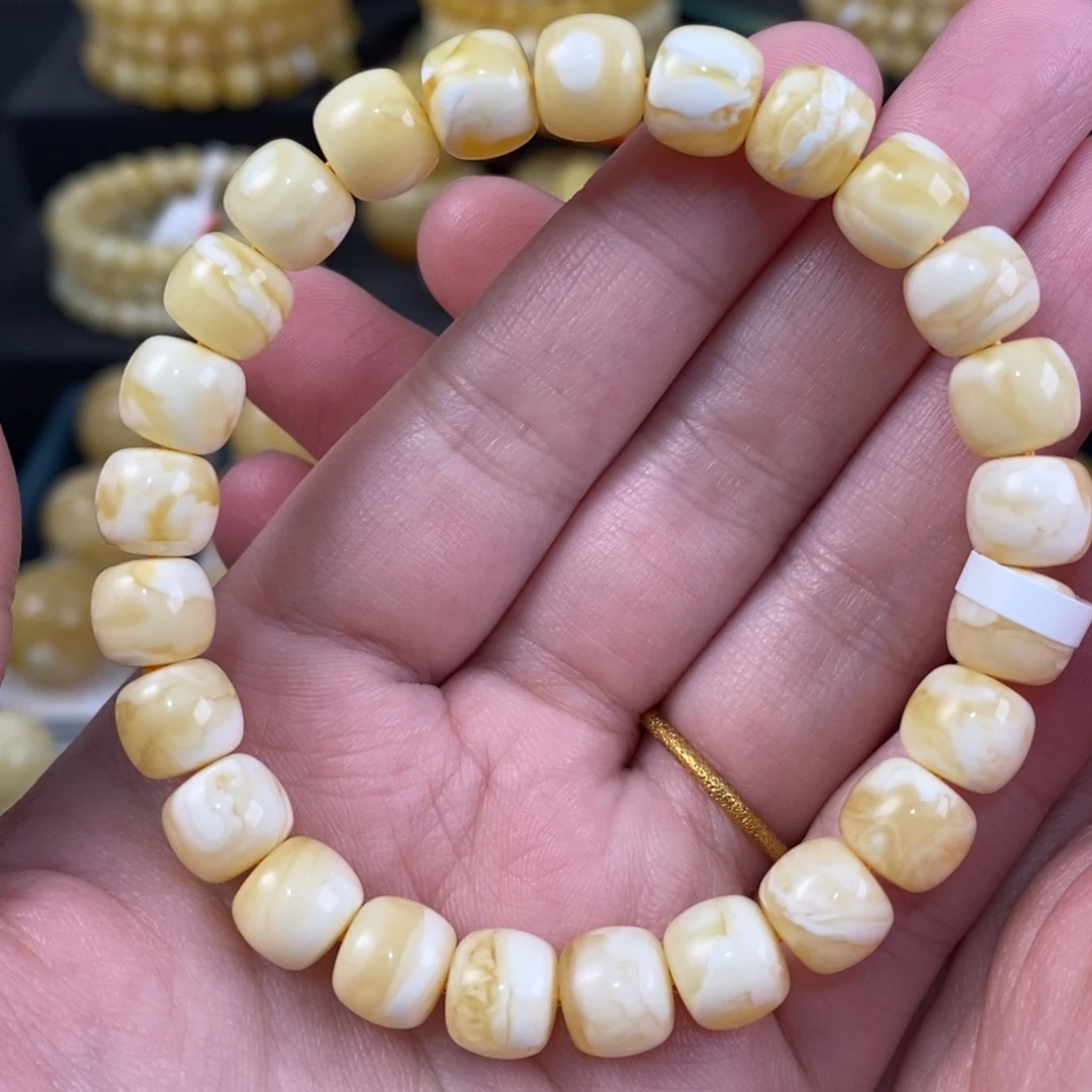 蜜蜡未镶嵌珠宝奇石9.1