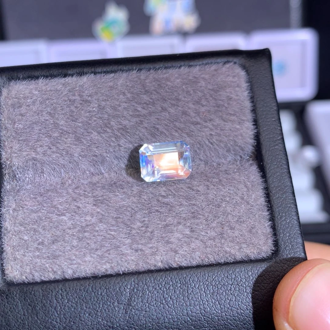 月光石裸石2.395ct