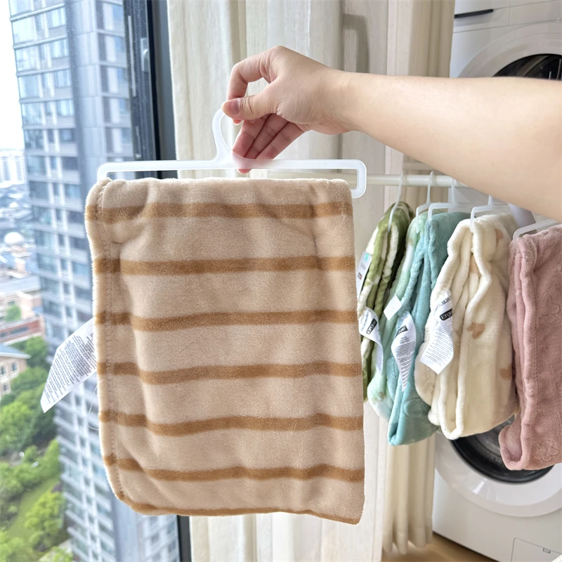 物以可  小小盖毯大用处 四季通用珊瑚绒午休毯膝盖毯