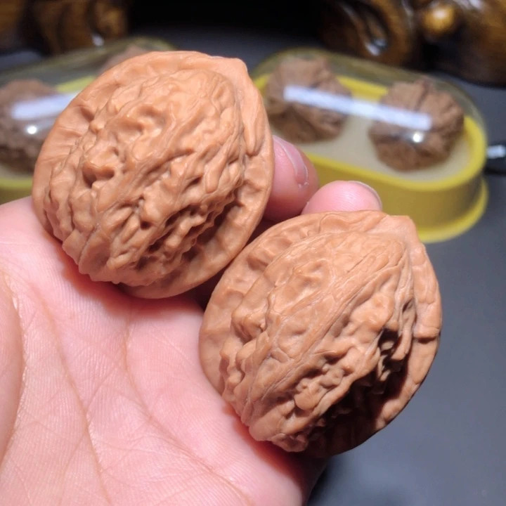 文玩核桃把件38大红袍