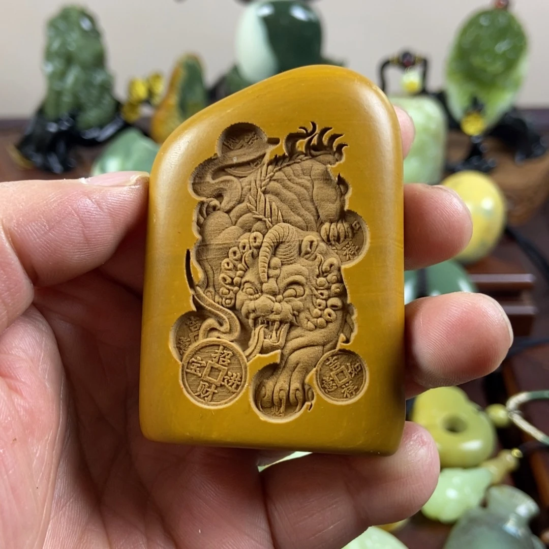 木变石未镶嵌手把件