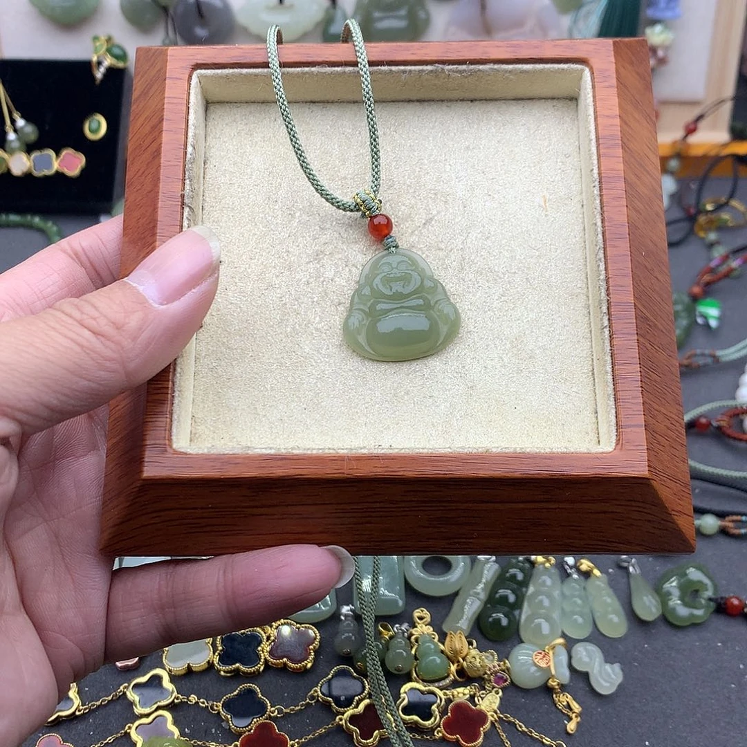 和田玉吊坠(不含链)未镶嵌