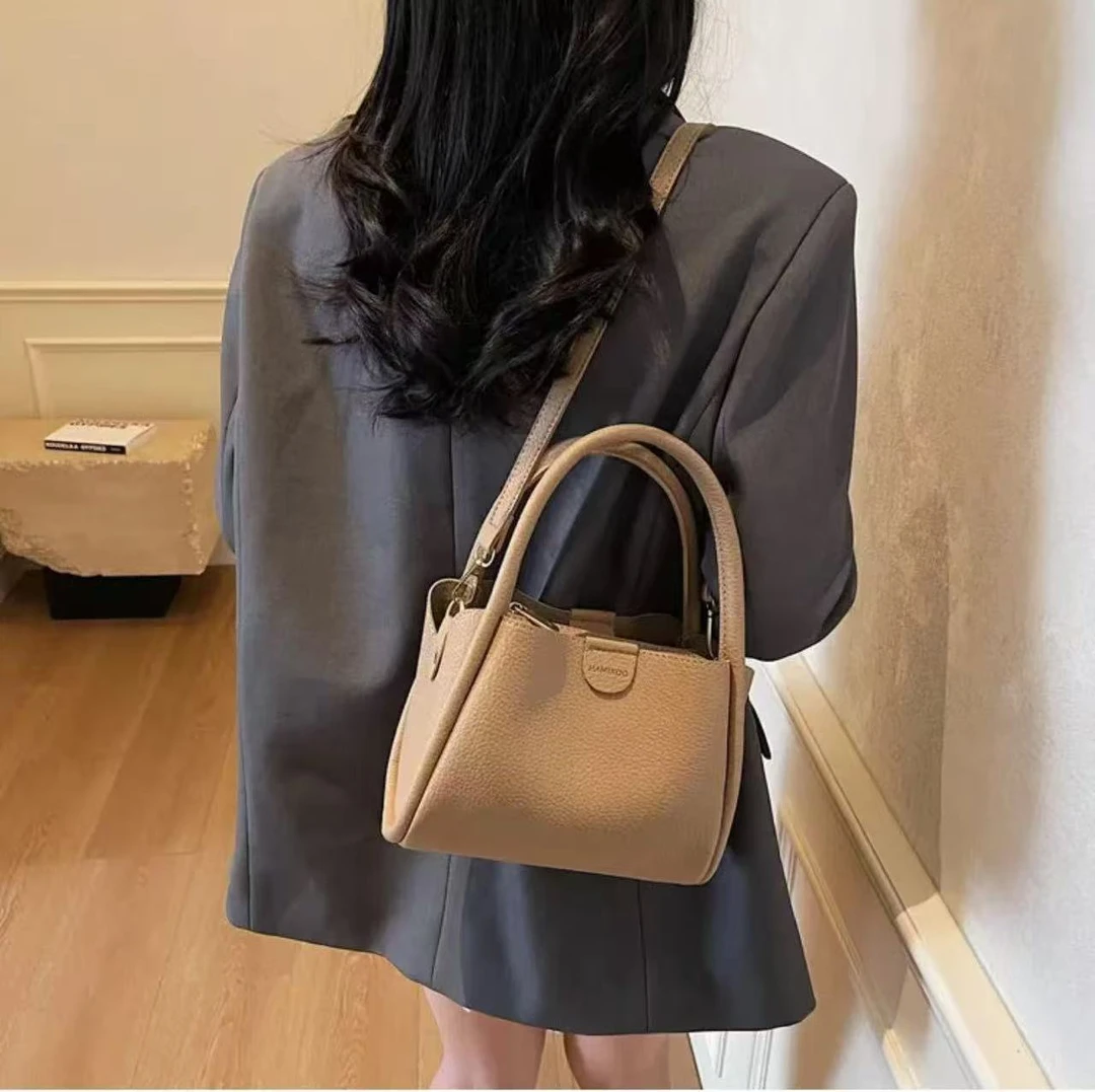 【641-659】单肩款斜挎包肩包简约复古休闲